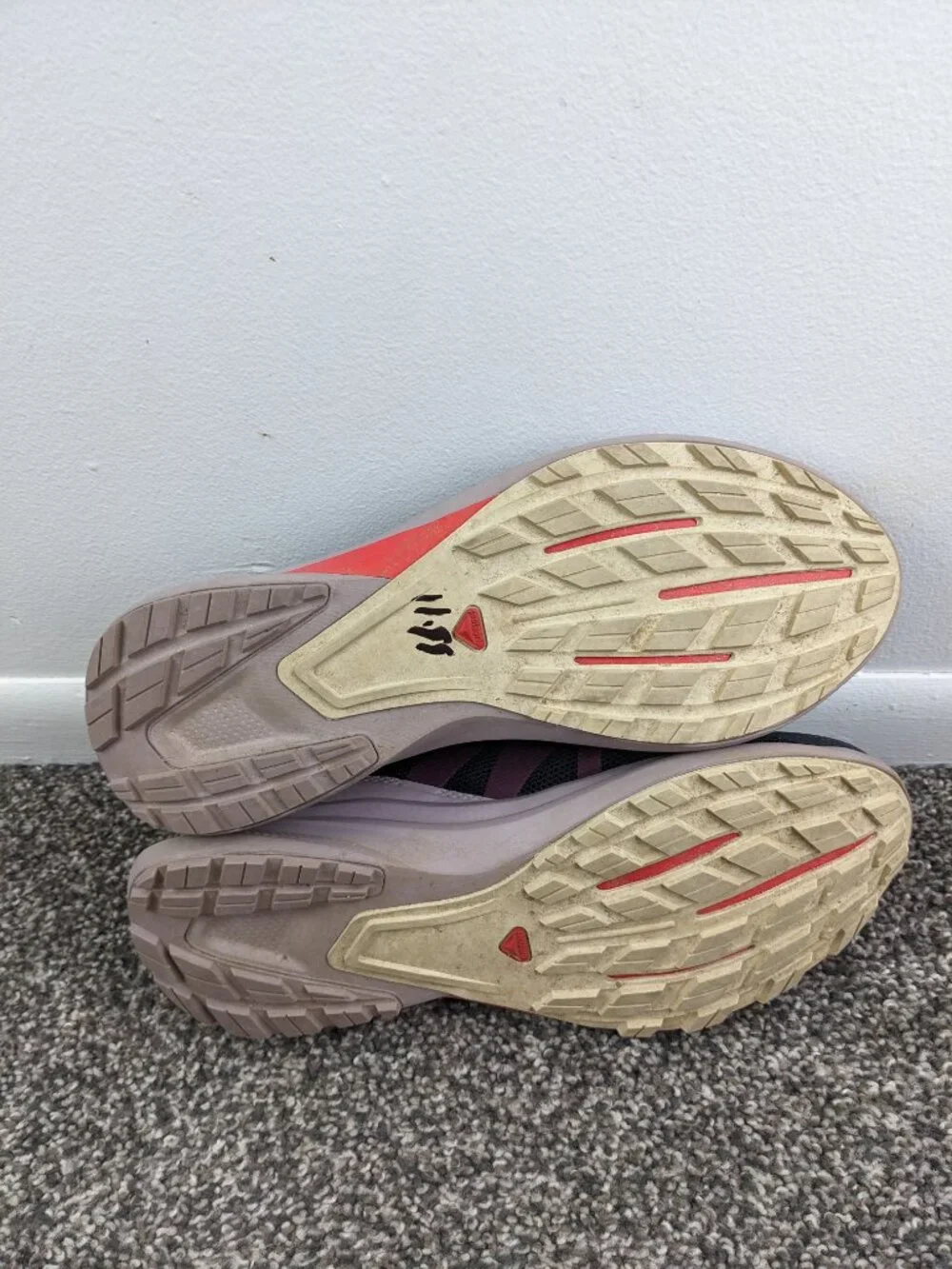 Salomon Hypulse Trail Running Sneakers Womens 10 Purple Black Lace Up Shoes